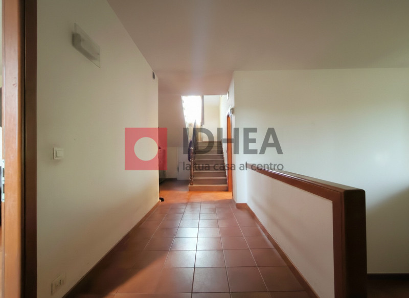 RONCADE
RIFERIMENTO "URA1"

A Roncade, in tranquilla zona residenziale immersa nel verde, ma a du...