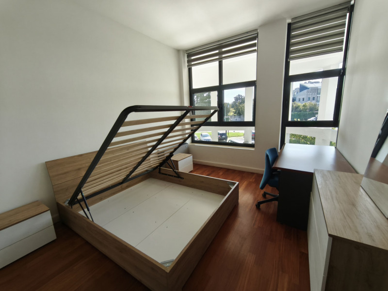 Proponiamo in vendita un immobile ad uso direzionale situato nel cuore di Sarmeola, nel Comune di...