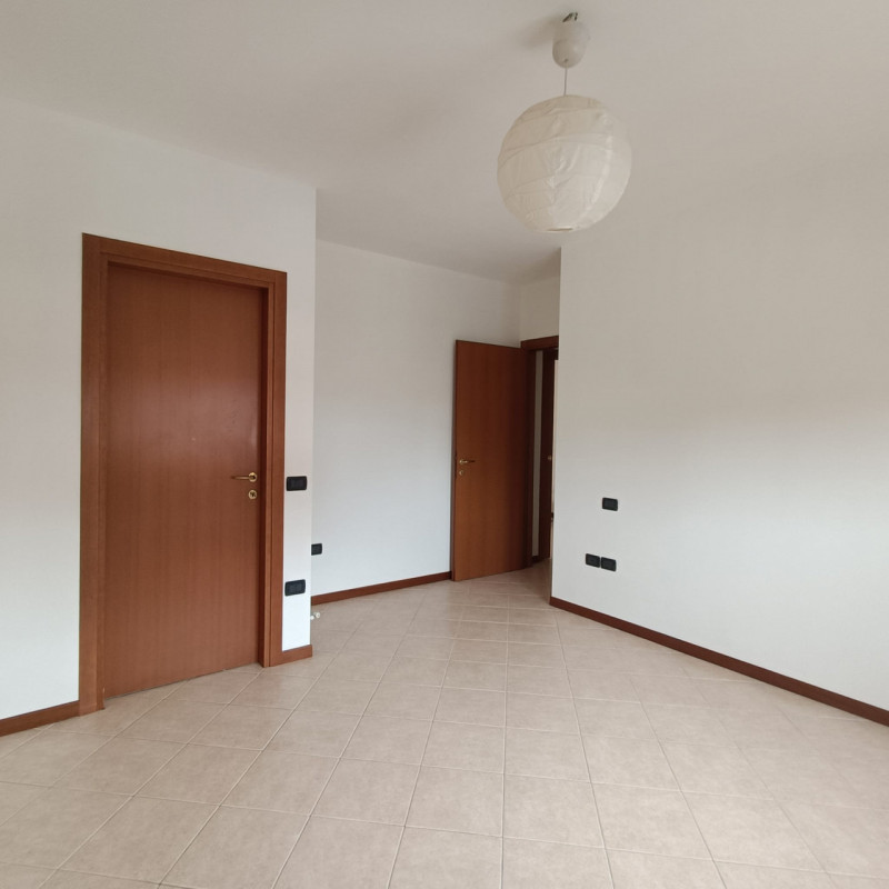 TORRI DI QUARTESOLO: in un contesto tranquillo proponiamo IN AFFITTO al secondo piano bellissimo ...