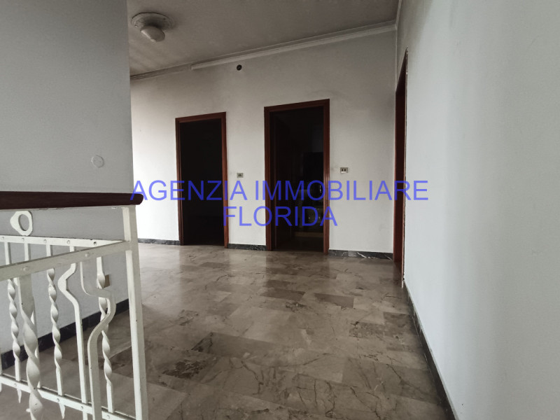 Casa singola situata nella tranquilla frazione di Abbazia Pisani, nel comune di Villa del Conte. ...