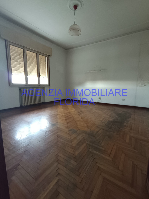 Casa singola situata nella tranquilla frazione di Abbazia Pisani, nel comune di Villa del Conte. ...