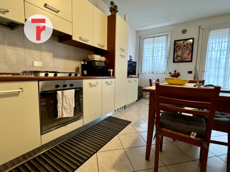 S.Giorgio delle Pertiche - Centro - A due passi dai servizi, zona ben connessa a tangenziali e co...