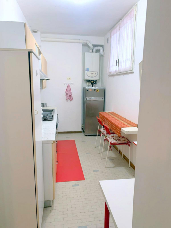 PIAZZE – 2 CAMERE PER INVESTIMENTO €.265.000

Nel cuore pulsante della storica città di Padova, a...