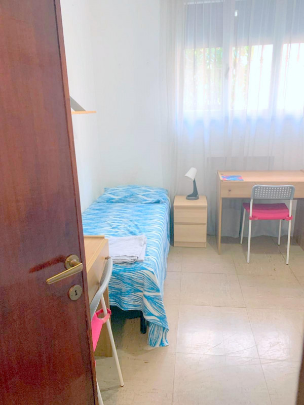 PIAZZE – 2 CAMERE PER INVESTIMENTO €.265.000

Nel cuore pulsante della storica città di Padova, a...