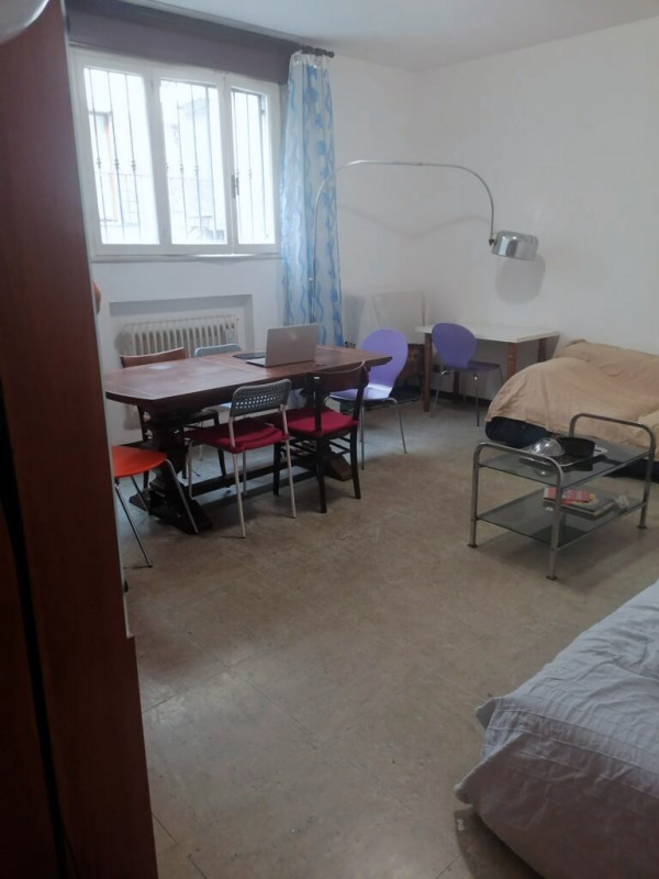 PIAZZE – 2 CAMERE PER INVESTIMENTO €.265.000

Nel cuore pulsante della storica città di Padova, a...