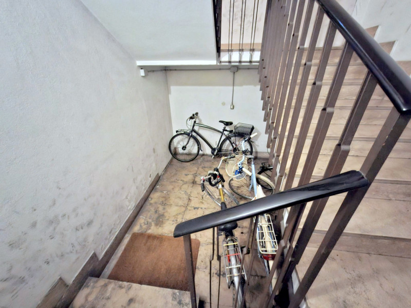 PIAZZE – 2 CAMERE PER INVESTIMENTO €.265.000

Nel cuore pulsante della storica città di Padova, a...