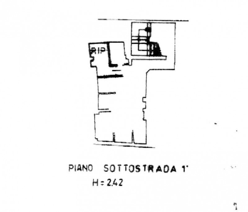 PIAZZE – 2 CAMERE PER INVESTIMENTO €.265.000

Nel cuore pulsante della storica città di Padova, a...
