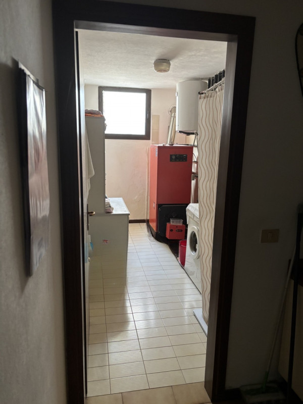 Nel cuore di Maser, proponiamo in vendita una rara opportunità: casa singola terratetto immersa n...