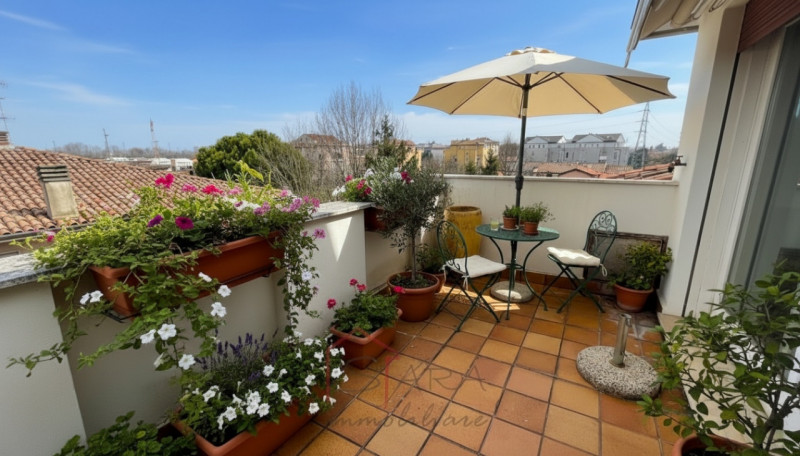 PADOVA - zona GUIZZA

Scopri questo splendido attico in affitto DAL 15 MARZO situato nel cuore de...