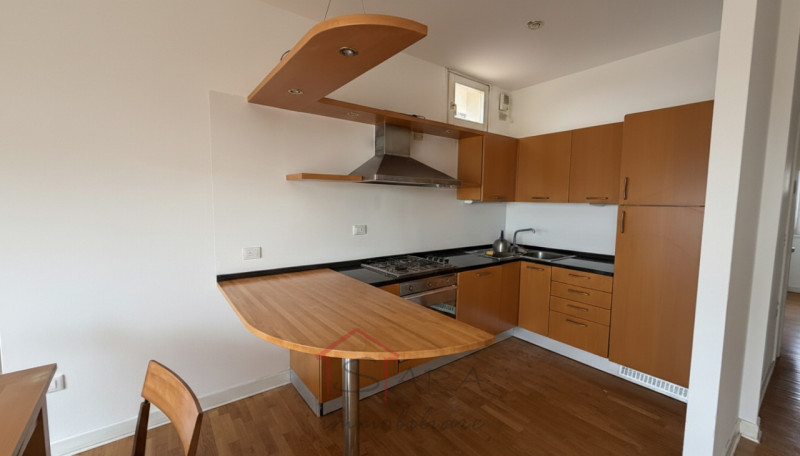 PADOVA - zona GUIZZA

Scopri questo splendido attico in affitto DAL 15 MARZO situato nel cuore de...