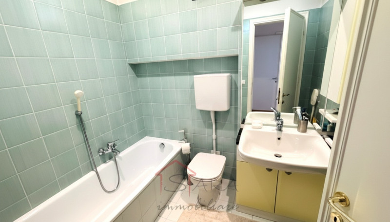 PADOVA - zona GUIZZA

Scopri questo splendido attico in affitto DAL 15 MARZO situato nel cuore de...