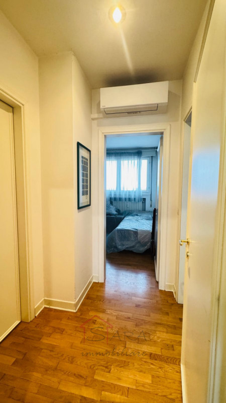 PADOVA - zona GUIZZA

Scopri questo splendido attico in affitto DAL 15 MARZO situato nel cuore de...