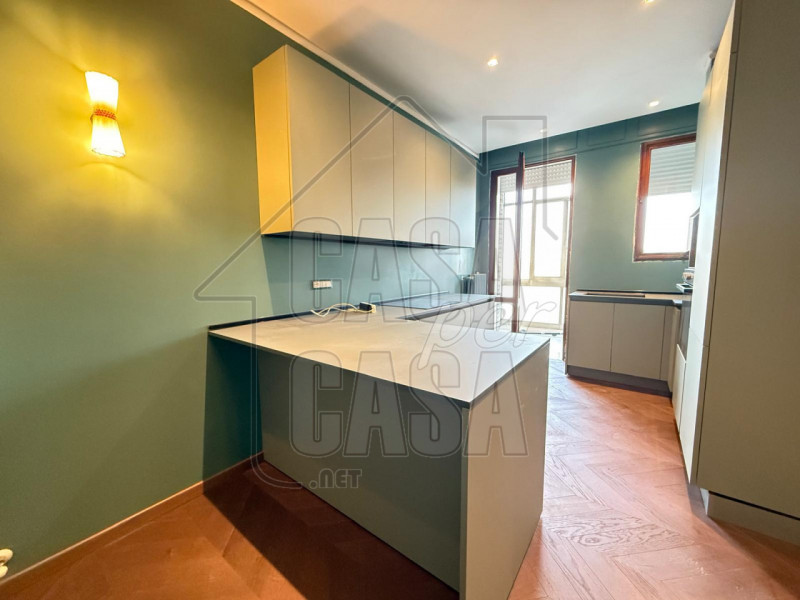 Scopri questa straordinaria opportunità di acquisto nel cuore pulsante di Padova, precisamente in...