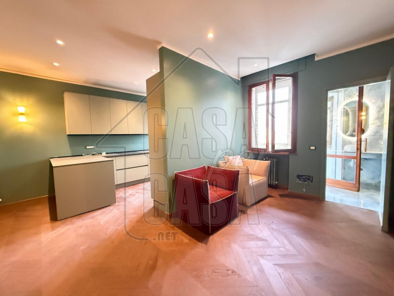 Scopri questa straordinaria opportunità di acquisto nel cuore pulsante di Padova, precisamente in...