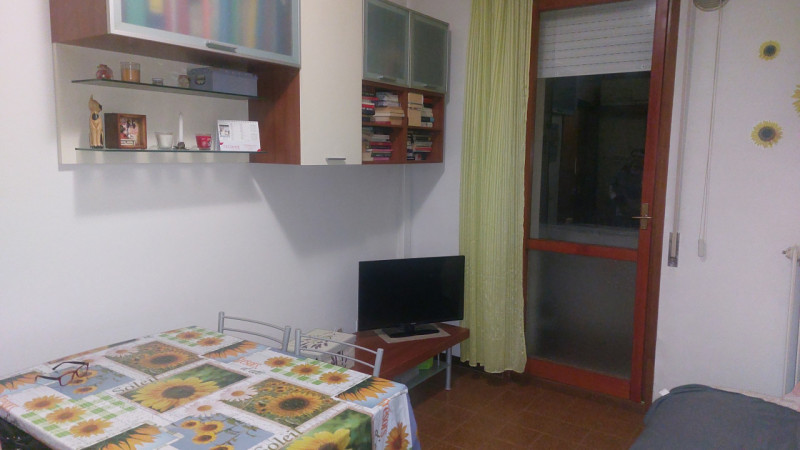 In posizione centrale della Guizza, comodissimo al tram e ai servizi, proponiamo miniappartamento...