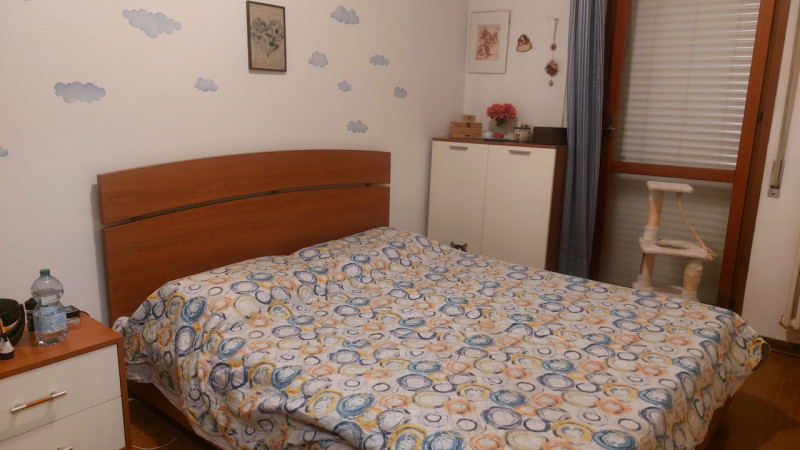 In posizione centrale della Guizza, comodissimo al tram e ai servizi, proponiamo miniappartamento...