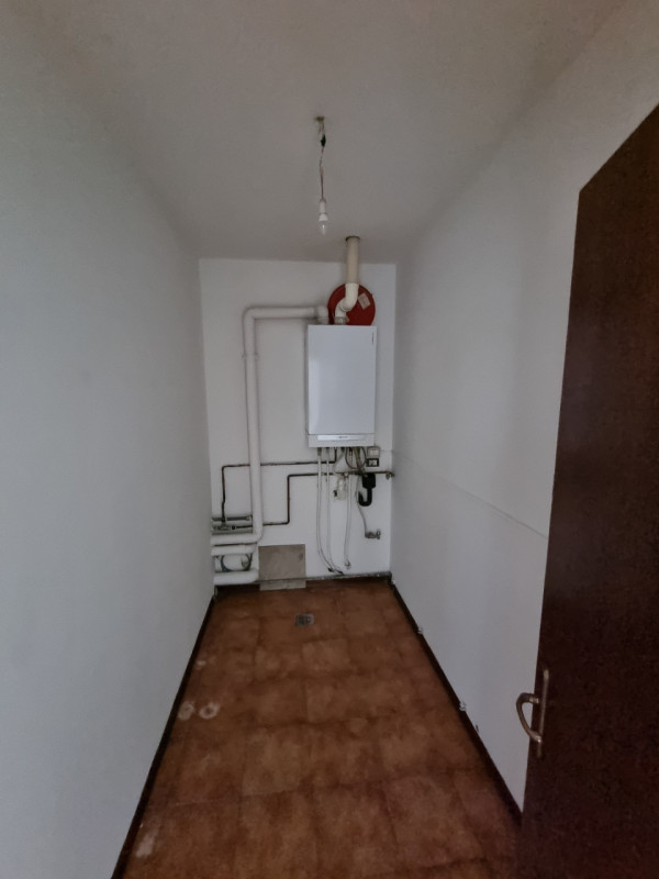 Albettone (VI), Frazione di Lovolo, proponiamo in Vendita Spazioso Appartamento al piano secondo ...