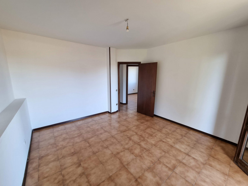 Albettone (VI), Frazione di Lovolo, proponiamo in Vendita Spazioso Appartamento al piano secondo ...