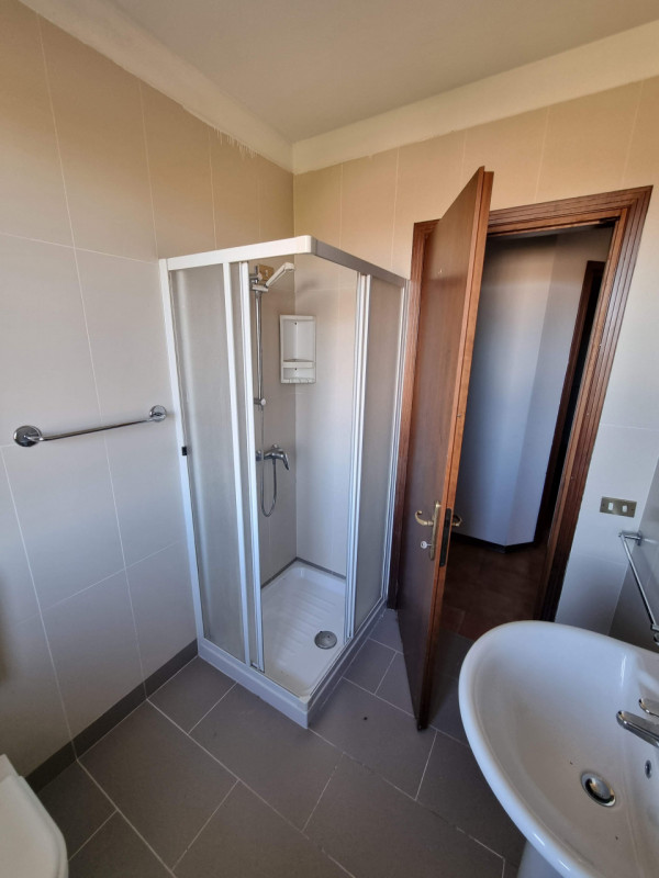 Albettone (VI), Frazione di Lovolo, proponiamo in Vendita Spazioso Appartamento al piano secondo ...