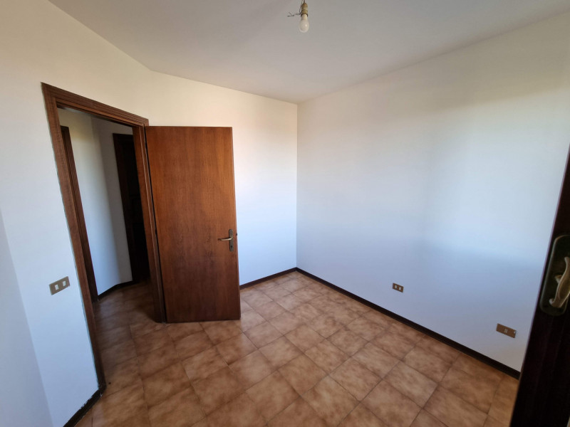 Albettone (VI), Frazione di Lovolo, proponiamo in Vendita Spazioso Appartamento al piano secondo ...
