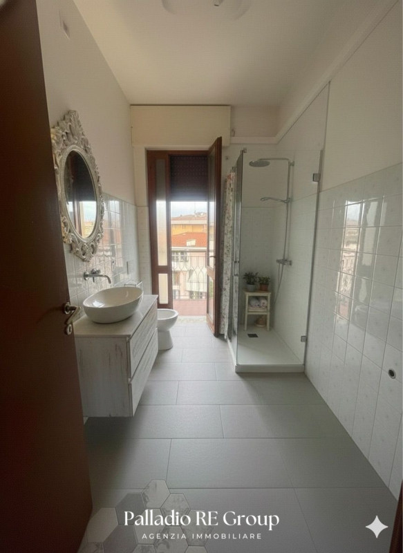 Se stai cercando un appartamento spazioso e comodo nel cuore di Vicenza, non perdere questa oppor...