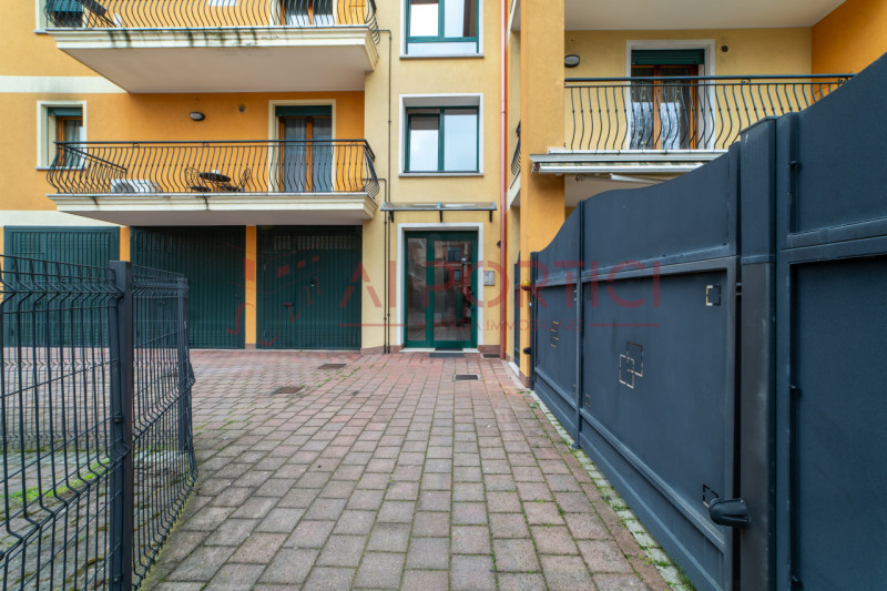 PIOVE DI SACCO loc. Piovega - luminoso APPARTAMENTO, grazie all'esposizione Est - Sud, che offre ...