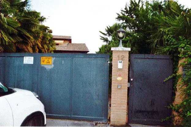 - ASTA IMMOBILIARE - Unità immobiliare ad uso residenziale situata al piano terra e primo di un f...