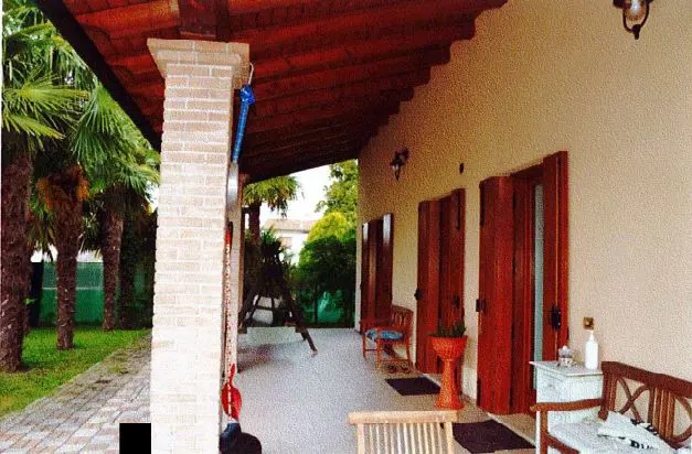 - ASTA IMMOBILIARE - Unità immobiliare ad uso residenziale situata al piano terra e primo di un f...