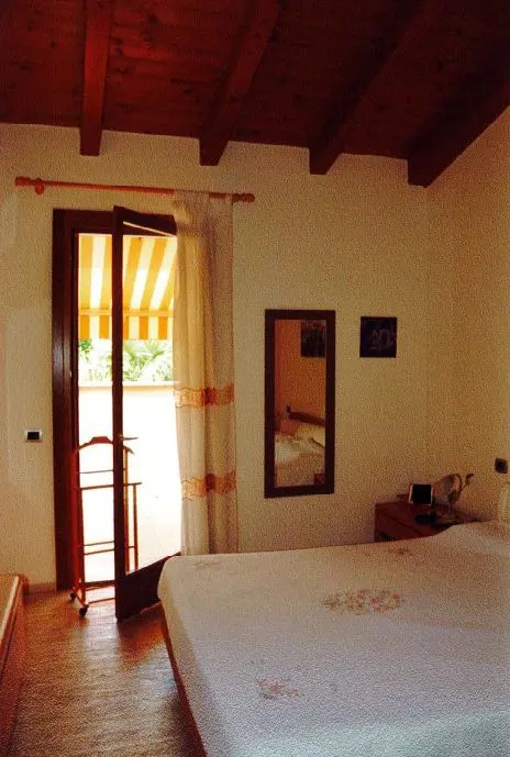 - ASTA IMMOBILIARE - Unità immobiliare ad uso residenziale situata al piano terra e primo di un f...