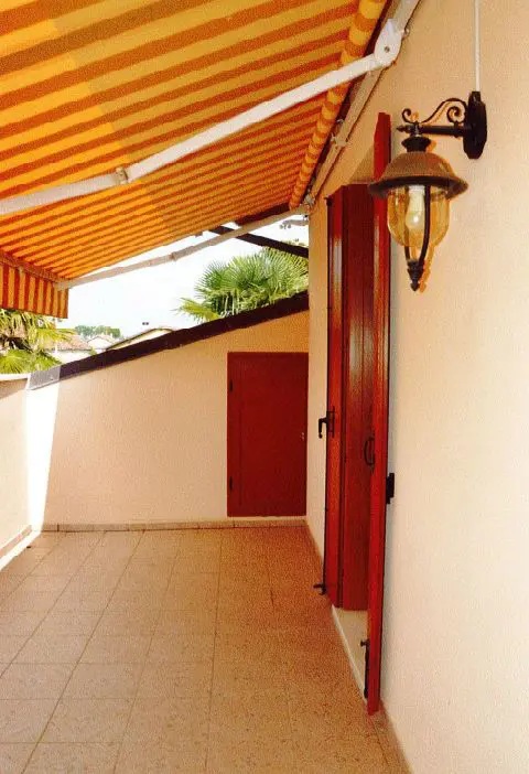 - ASTA IMMOBILIARE - Unità immobiliare ad uso residenziale situata al piano terra e primo di un f...