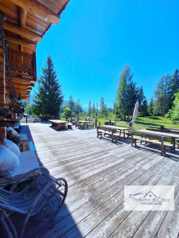 COMELICO SUPERIORE - Vi proponiamo in esclusiva uno splendido Chalet con vista sulle montagne, st...