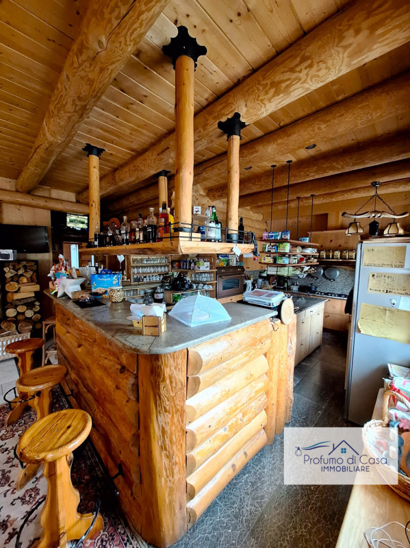 COMELICO SUPERIORE - Vi proponiamo in esclusiva uno splendido Chalet con vista sulle montagne, st...