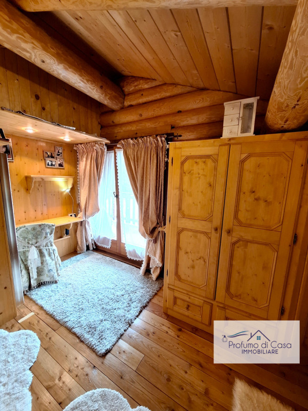 COMELICO SUPERIORE - Vi proponiamo in esclusiva uno splendido Chalet con vista sulle montagne, st...