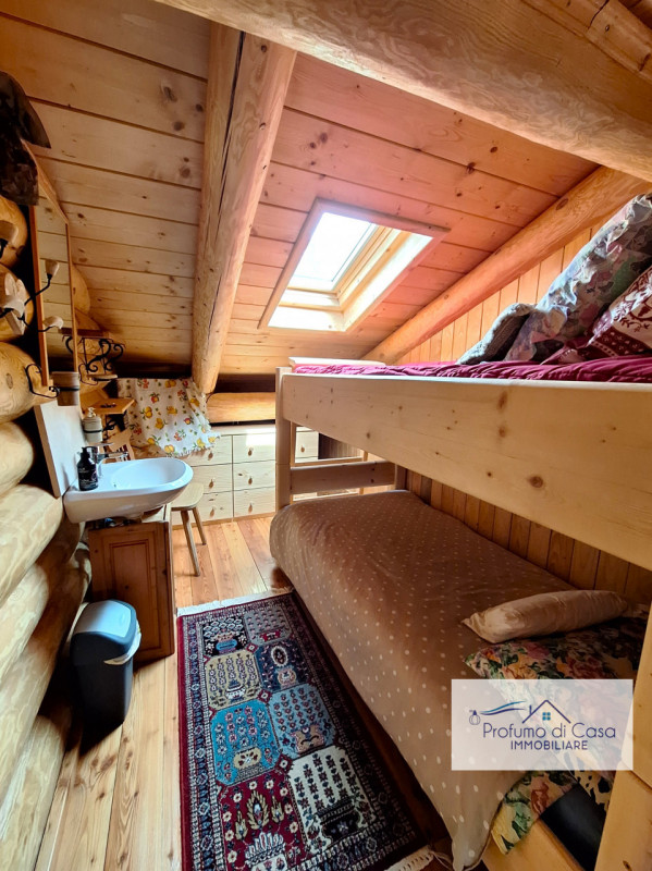 COMELICO SUPERIORE - Vi proponiamo in esclusiva uno splendido Chalet con vista sulle montagne, st...