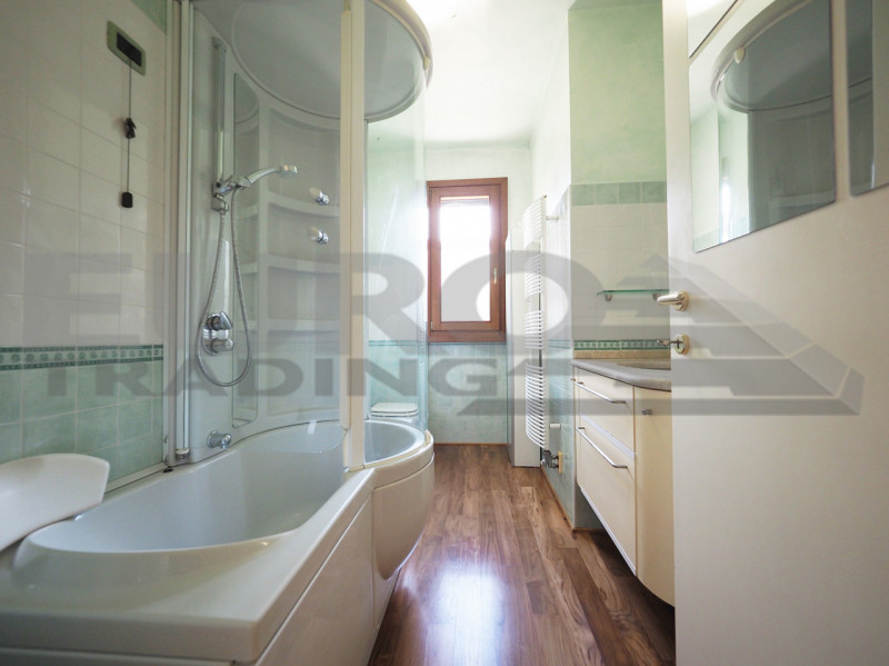 PREGANZIOL: In zona centralissima proponiamo appartamento al piano terra con ingresso indipendent...