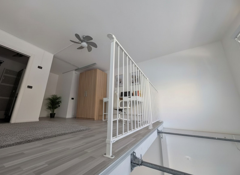 Scopri questa splendida opportunità nel cuore di Arcella, a Padova! In vendita un immobile A/10 a...