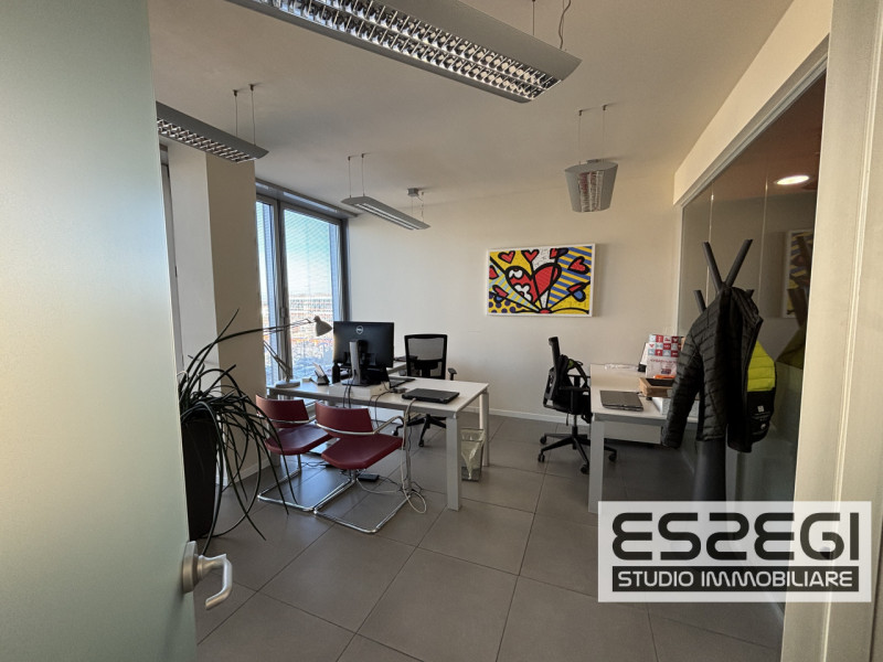 PADOVA OVEST: Nelle immediate vicinanze alla tangenziale e comodo al casello autostradale di Pado...