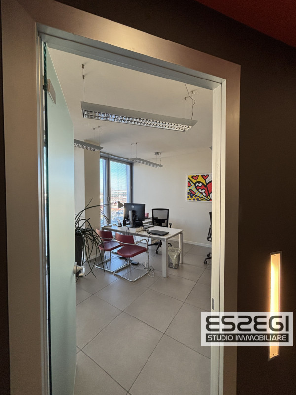 PADOVA OVEST: Nelle immediate vicinanze alla tangenziale e comodo al casello autostradale di Pado...