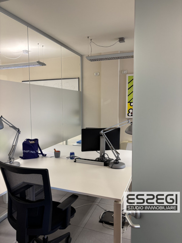 PADOVA OVEST: Nelle immediate vicinanze alla tangenziale e comodo al casello autostradale di Pado...