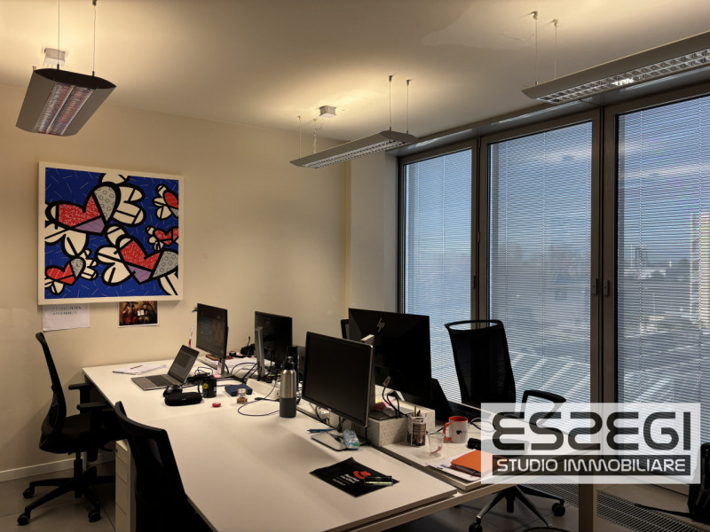 PADOVA OVEST: Nelle immediate vicinanze alla tangenziale e comodo al casello autostradale di Pado...