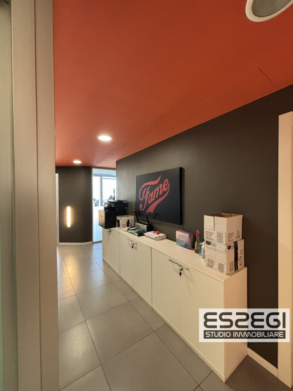 PADOVA OVEST: Nelle immediate vicinanze alla tangenziale e comodo al casello autostradale di Pado...