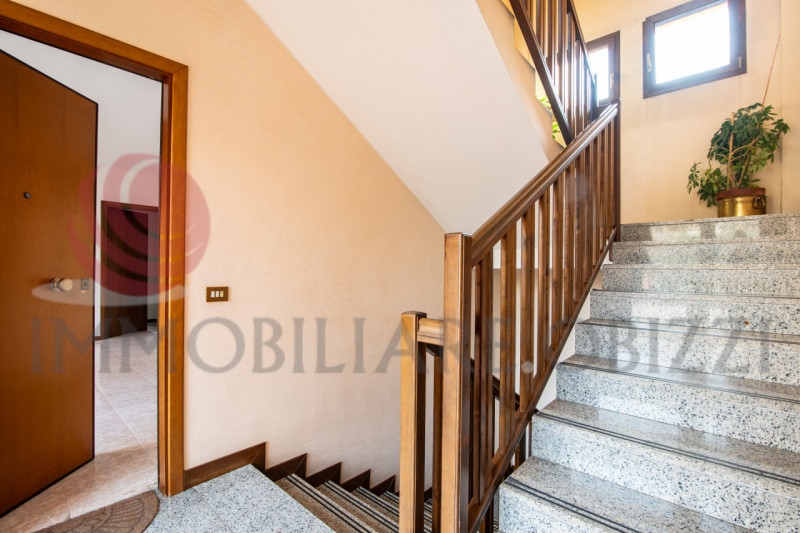 ABANO TERME zona Giarre: vendesi appartamento libero con giardino privato in un fabbricato degli ...