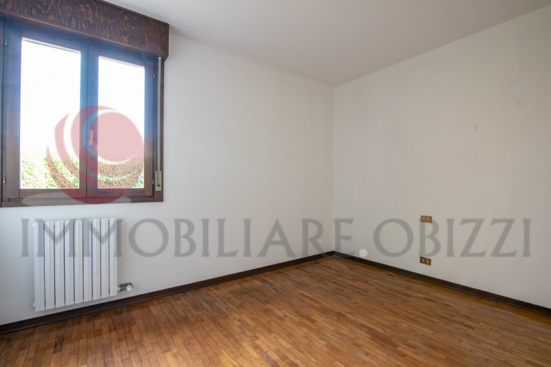 ABANO TERME zona Giarre: vendesi appartamento libero con giardino privato in un fabbricato degli ...