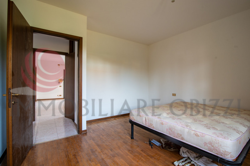 ABANO TERME zona Giarre: vendesi appartamento libero con giardino privato in un fabbricato degli ...