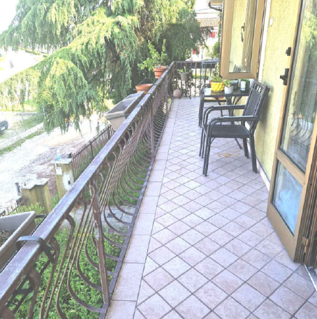 Rif. A.A.70-25

Vendita all'asta - appartamento al 1° piano in data 04 febbraio 2026

Descrizione...