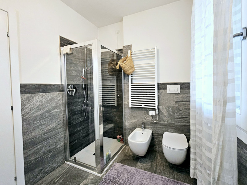 Proponiamo in vendita a Cartura, una splendida casa a schiera di recente relizzazione, ideale per...