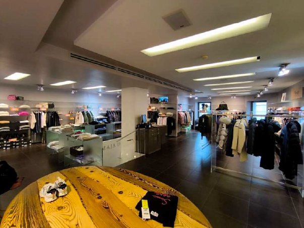 Rif. A.A.39-241

Vendita all'asta - negozio su 3 livelli in data 03 febbraio 2026

Descrizione Im...