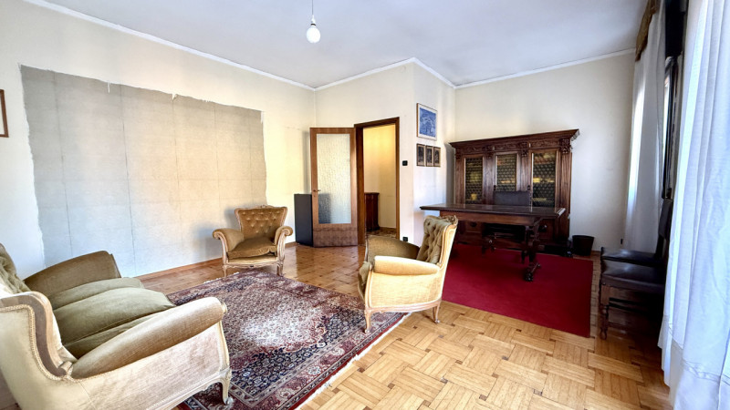 Porzione di BIFAMILARE IN ORIZZONTALE con ingresso e giardino di proprietà, all'interno del quart...