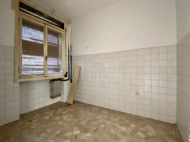 In zona Mercato Nuovo, a pochi minuti dal centro storico di Vicenza e in un contesto servito da n...