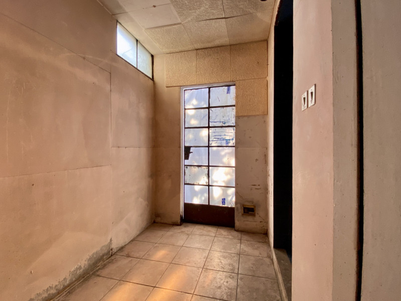 In zona Mercato Nuovo, a pochi minuti dal centro storico di Vicenza e in un contesto servito da n...